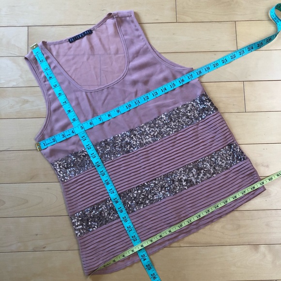 Chiffon+Sequins top - Picture 8 of 8